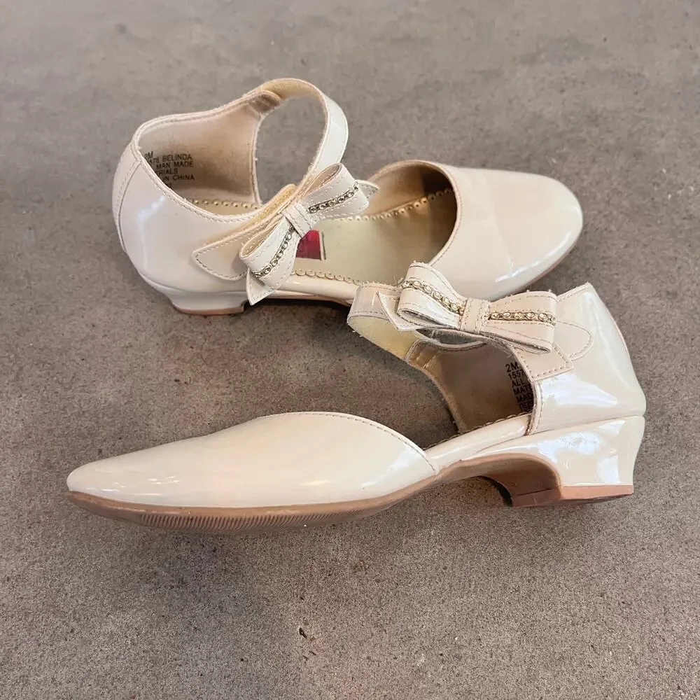 Rachel Shoes beige cream dress shoes Youth Girls size 2 formal event low heel